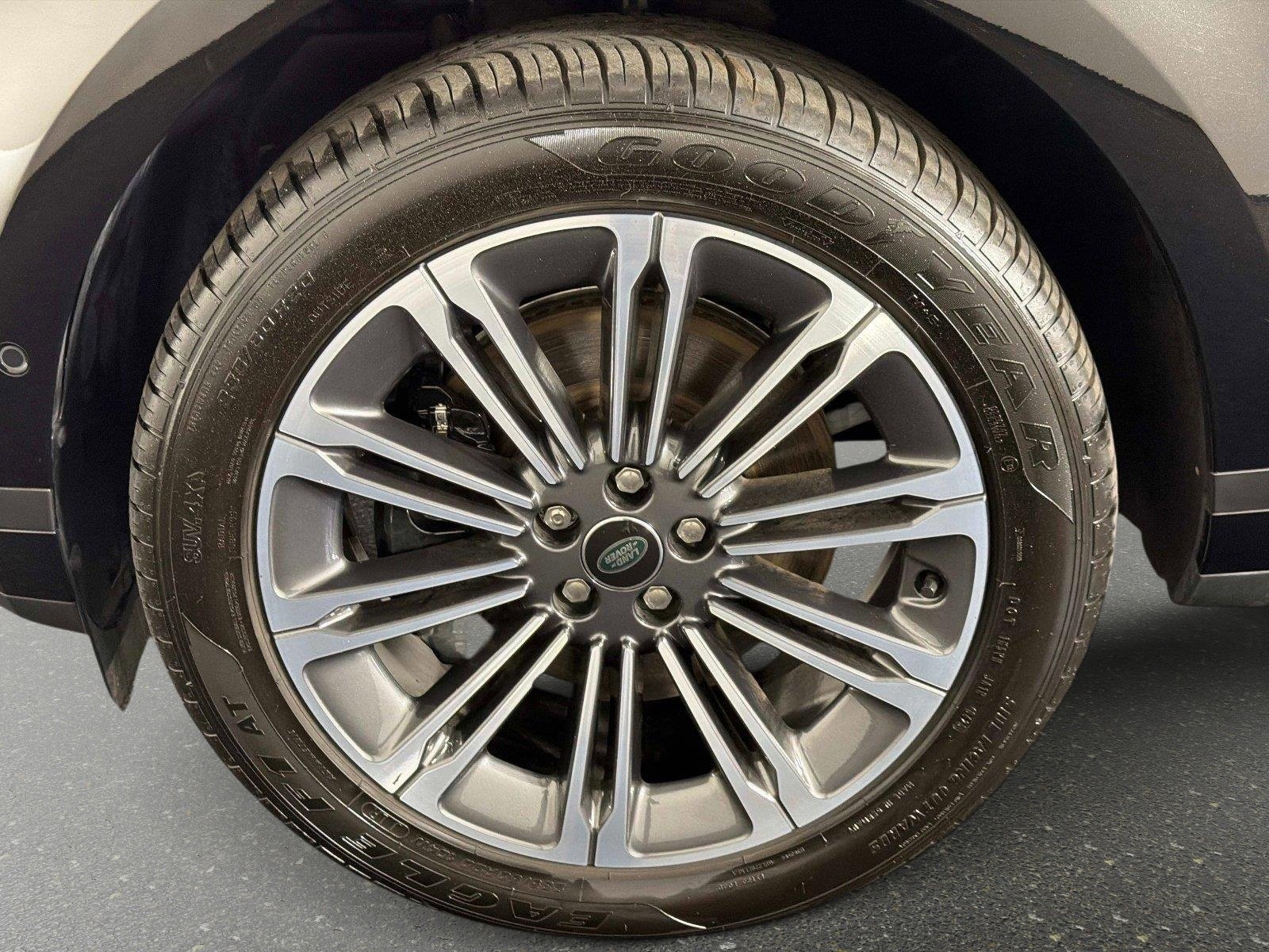 Used 2026 Land Rover Range Rover Evoque S AWD/4WD image 11