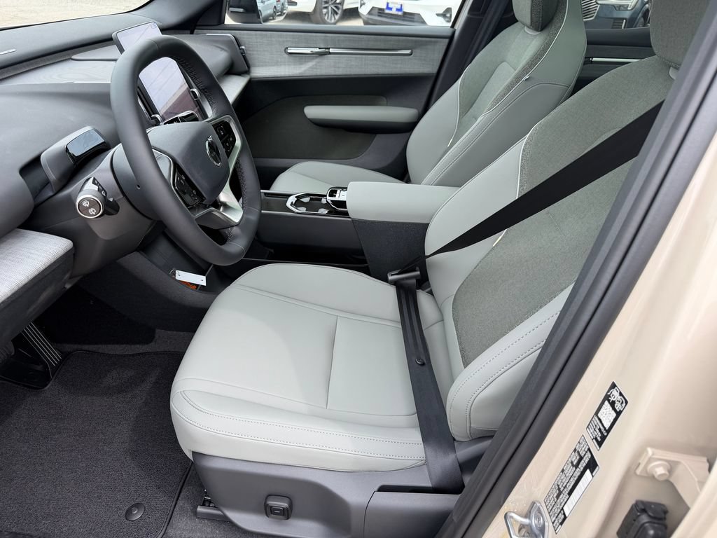 New 2026 Volvo EX30 Ultra w/ Climate Package AWD/4WD image 17