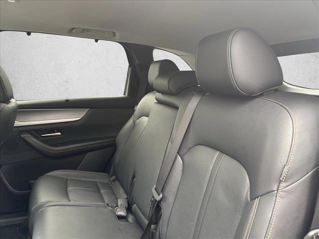 Used 2025 MAZDA CX-70 3.3 Turbo w/ Preferred Package image 16