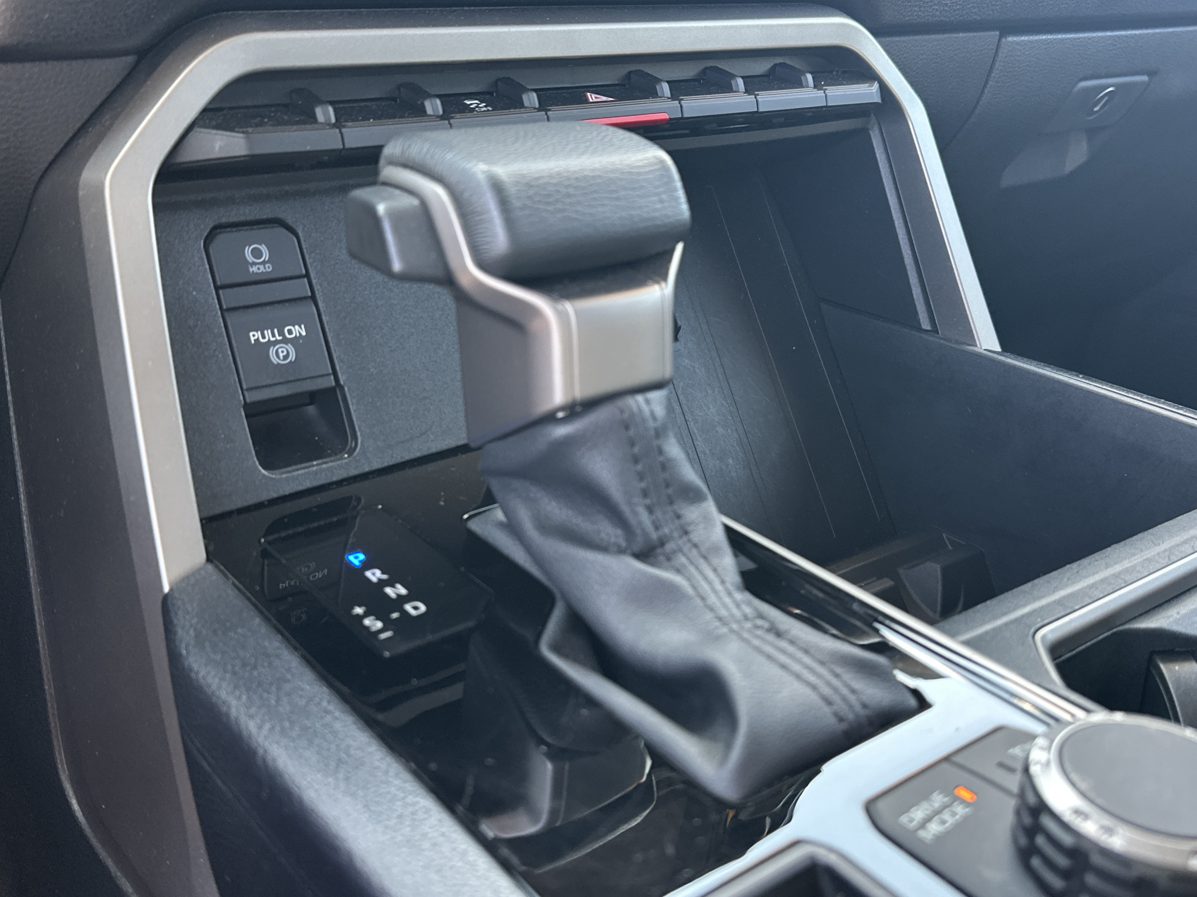 Used 2024 Toyota Tundra SR5 w/ SR5 Premium Package AWD/4WD image 30