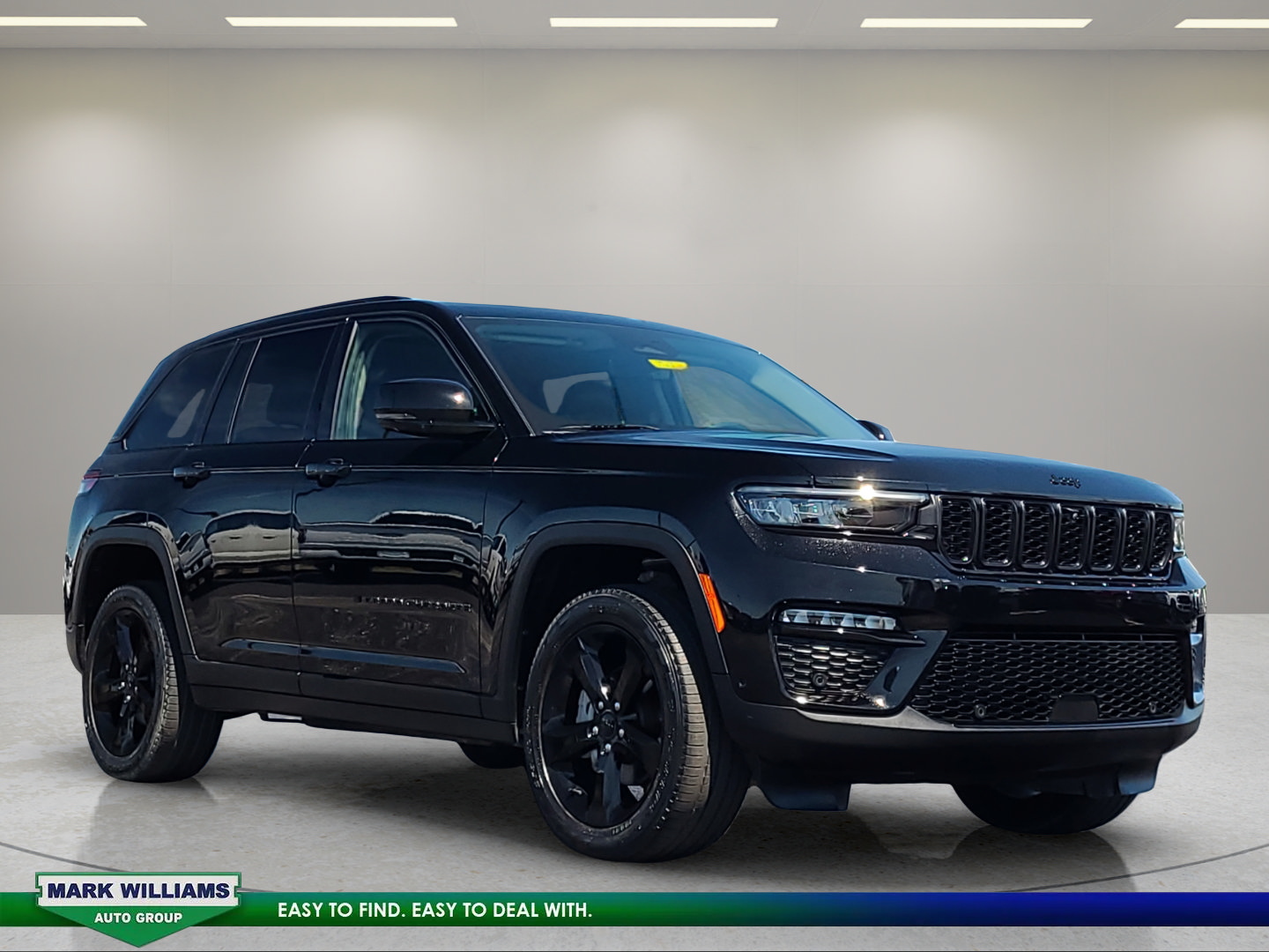 Used 2023 Jeep Grand Cherokee Limited w/ Luxury Tech Group II AWD/4WD image 1