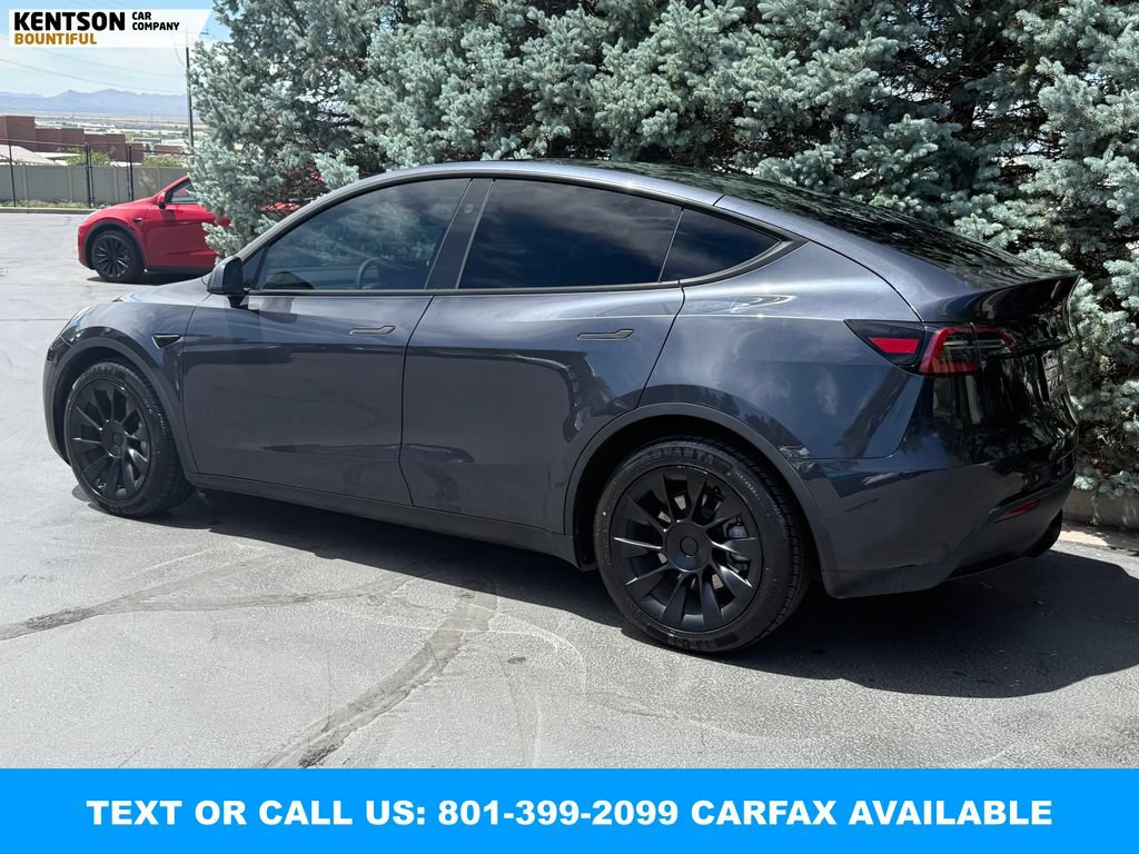 Used 2024 Tesla Model Y Long Range AWD/4WD image 5
