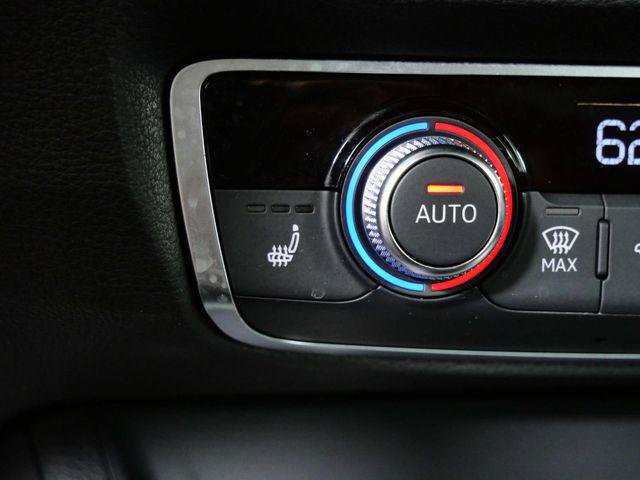 Used 2024 Audi Q3 2.0T Premium Plus image 22