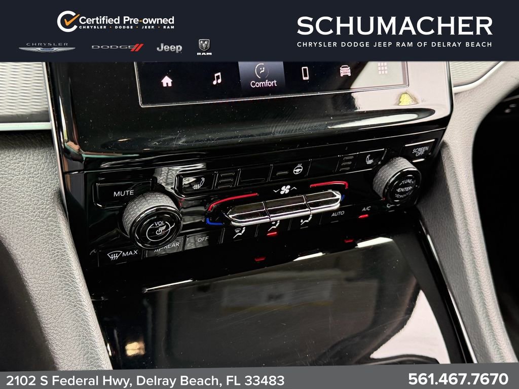 Used 2023 Jeep Grand Cherokee L Laredo w/ Luxury Tech Group I AWD/4WD image 20