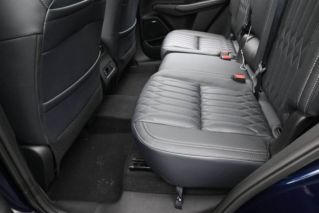 New 2026 Mitsubishi Outlander SEL FWD image 37