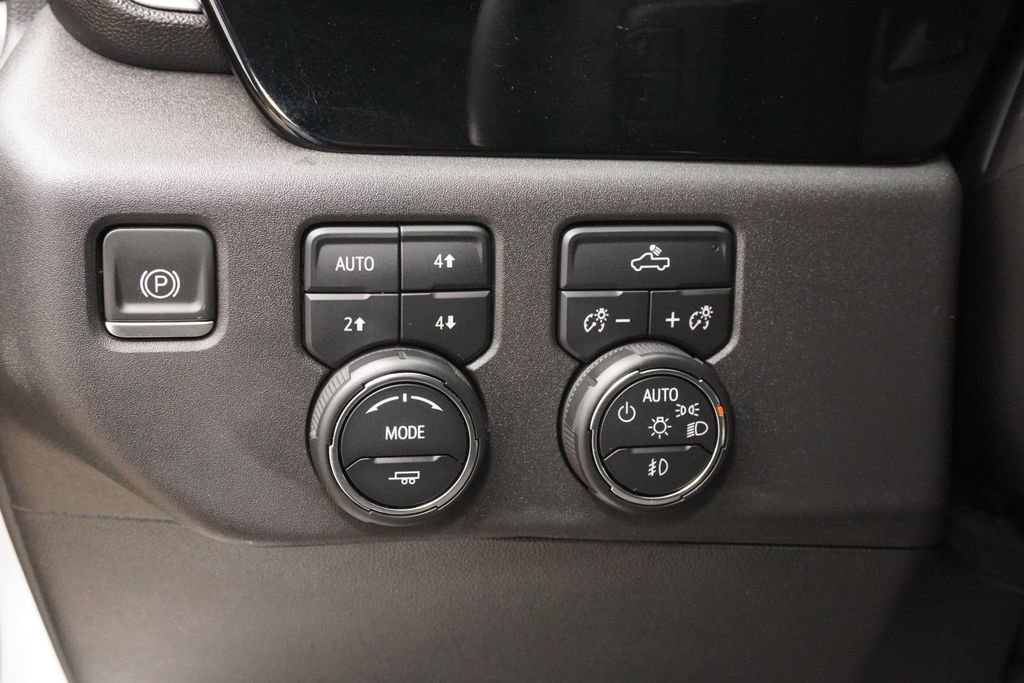 Used 2023 Chevrolet Silverado 1500 LT Trail Boss w/ Convenience Package II image 26