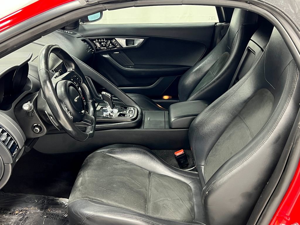 Used 2016 Jaguar F-TYPE Convertible RWD image 12