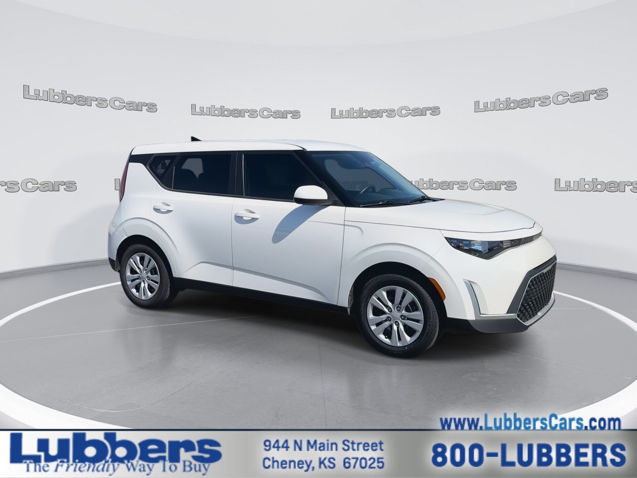 Used 2023 Kia Soul LX FWD image 2