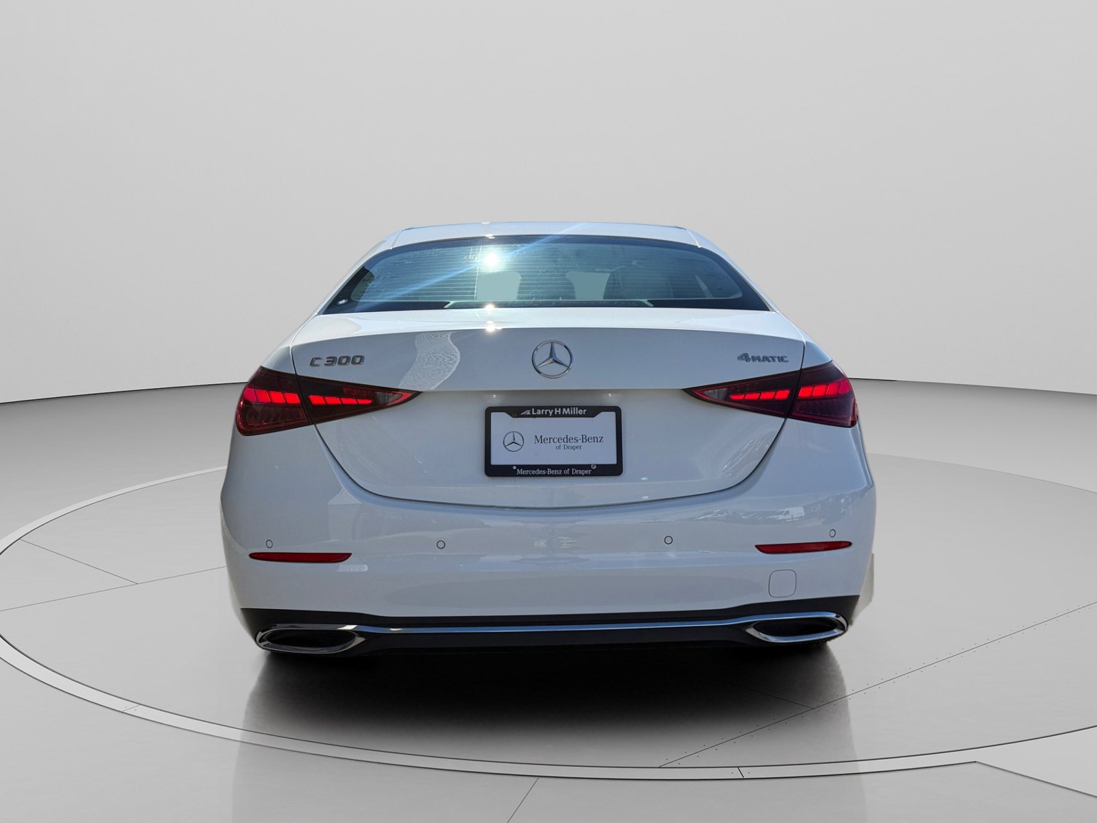 Certified 2025 Mercedes-Benz C 300 4MATIC Sedan image 4