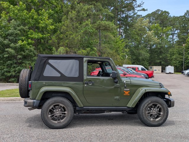 Used 2016 Jeep Wrangler Sahara AWD/4WD video 4