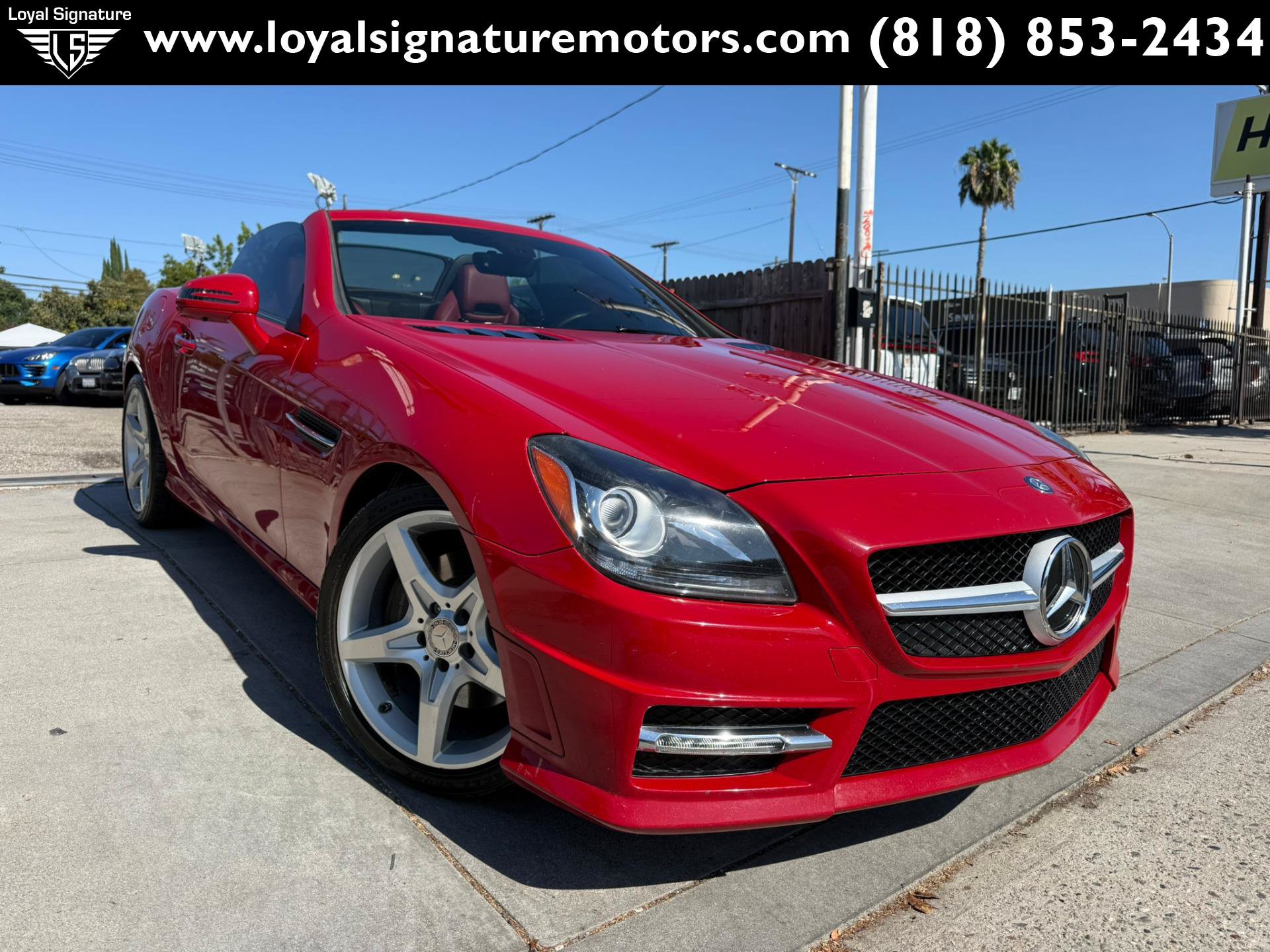 Used 2016 Mercedes-Benz SLK 300 image 1