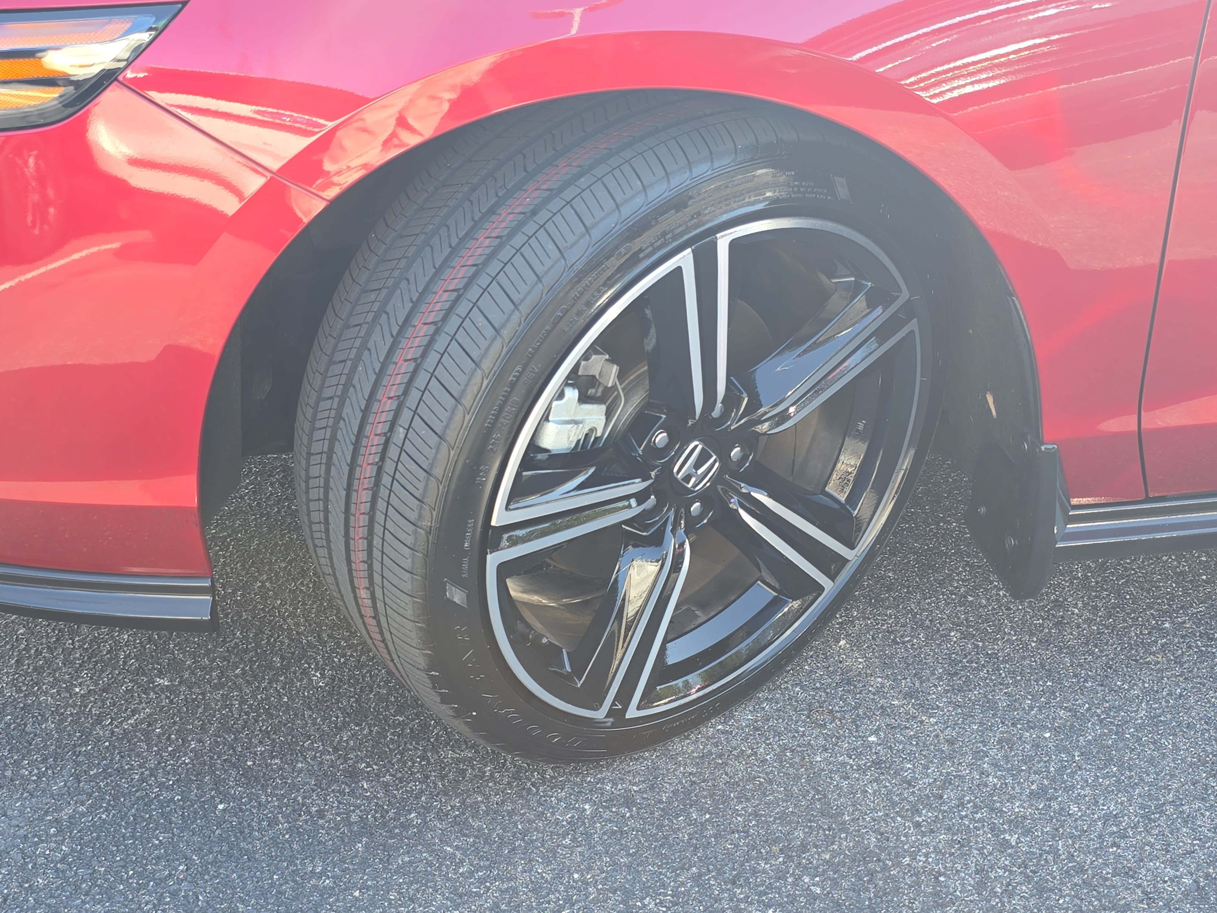 Used 2024 Honda Accord Sport image 32