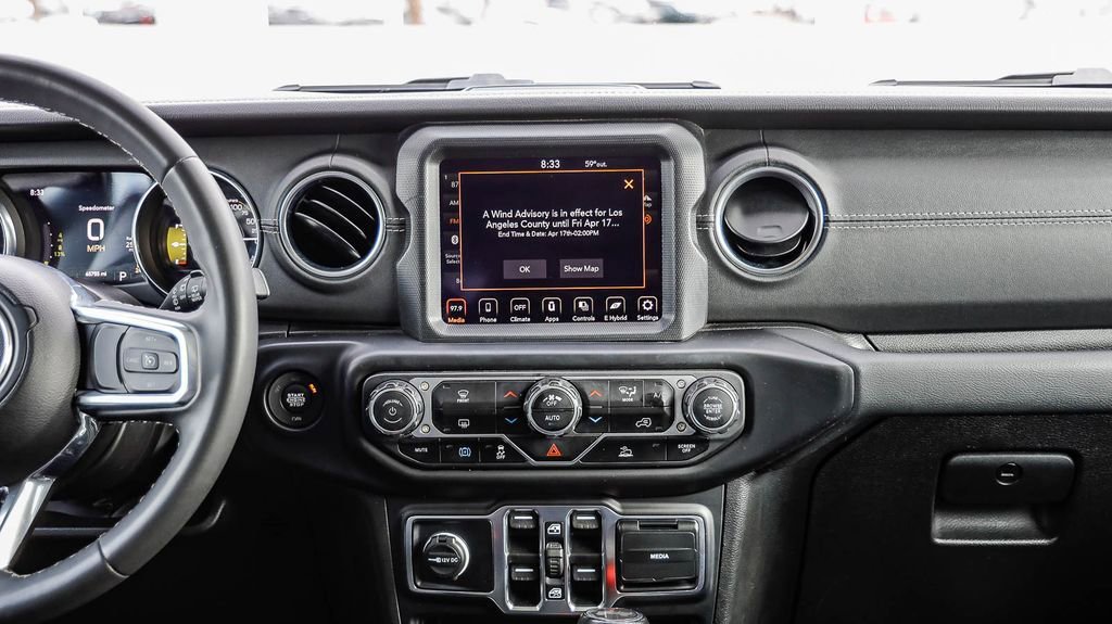 Used 2023 Jeep Wrangler Unlimited Sahara AWD/4WD image 16