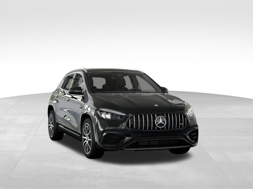 New 2026 Mercedes-Benz GLA 35 AMG 4MATIC image 9