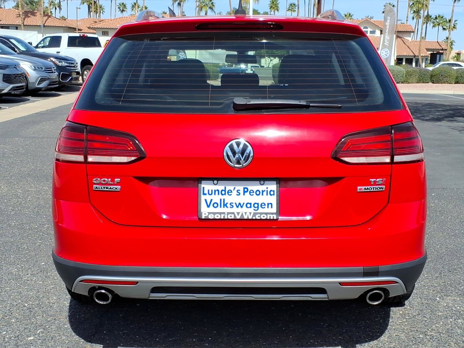 Used 2018 Volkswagen Golf Alltrack SE image 6