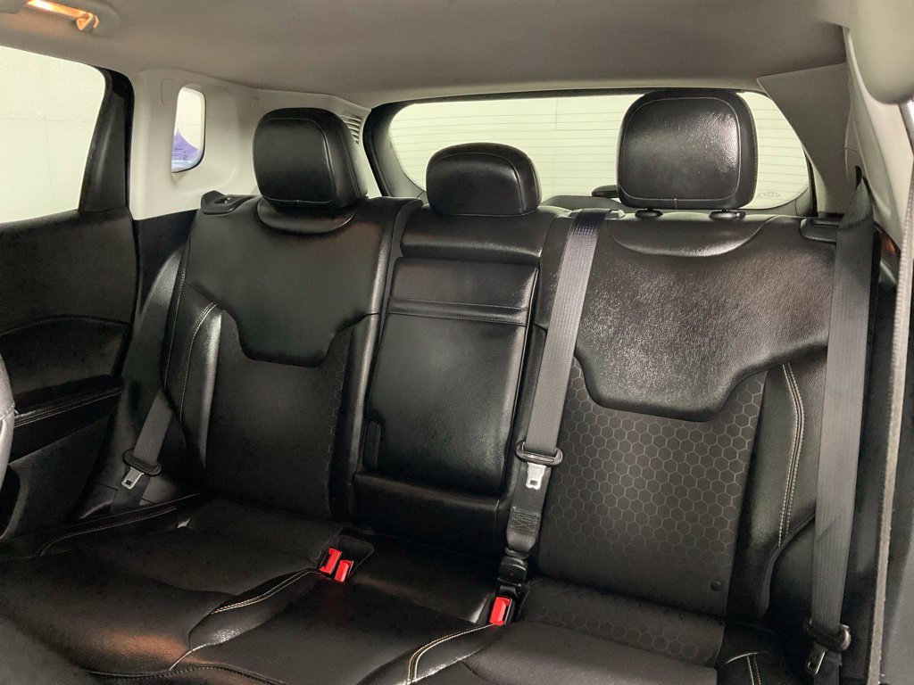 Used 2018 Jeep Compass Latitude w/ Popular Equipment Group AWD/4WD image 16