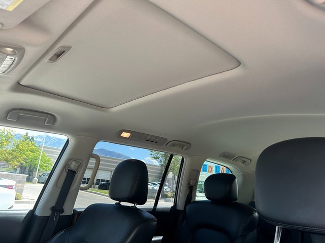 Used 2023 Nissan Armada SL w/ Captain's Chairs Package image 30