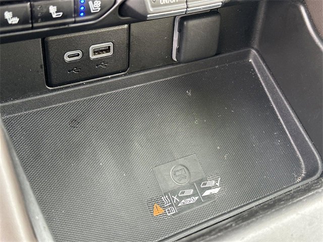 Used 2023 GMC Yukon SLT image 38