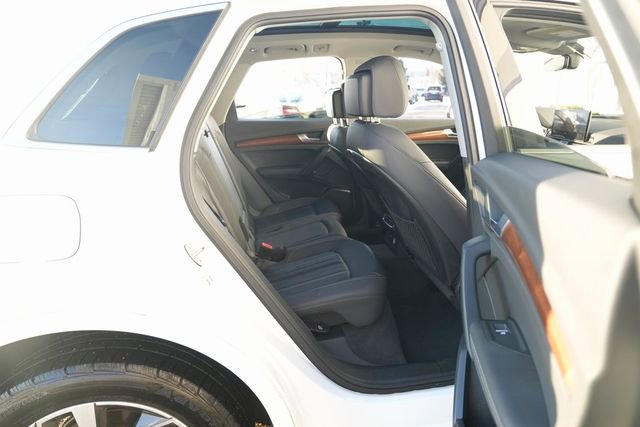 Used 2021 Audi Q5 2.0T Premium Plus AWD/4WD image 38
