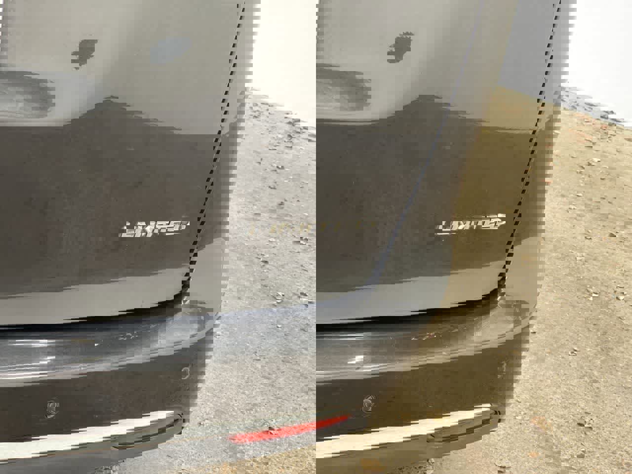 Used 2023 Chrysler Pacifica Limited image 11