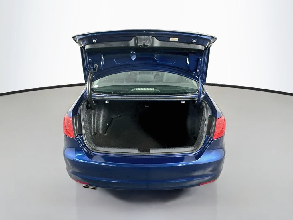 Used 2012 Volkswagen Jetta SE FWD image 27