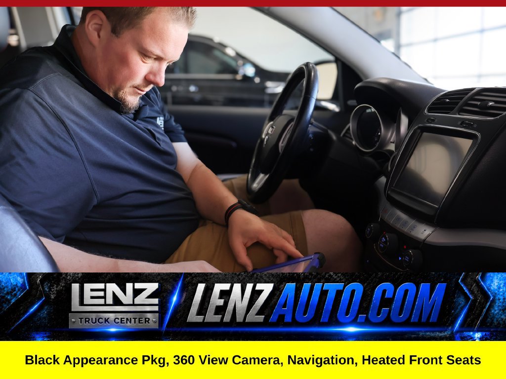 Used 2025 Ford F250 XLT w/ Black Appearance Package AWD/4WD image 14