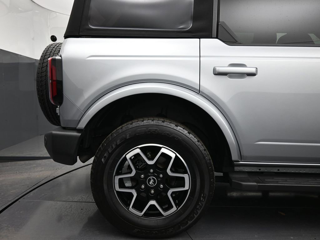Used 2024 Ford Bronco Outer Banks AWD/4WD image 12