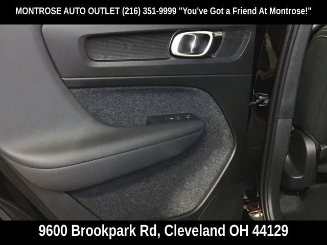 New 2024 Volvo XC40 Recharge Plus w/ Protection Package Premier RWD image 26