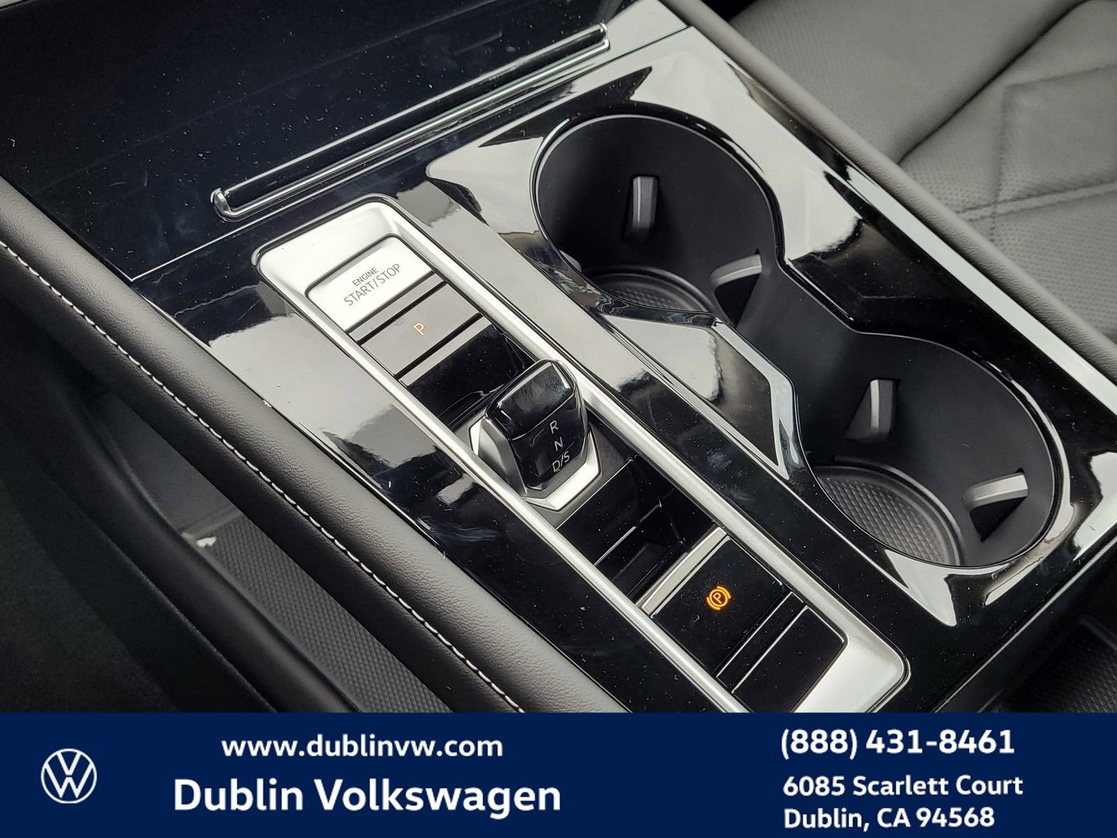 New 2026 Volkswagen Atlas SE image 15