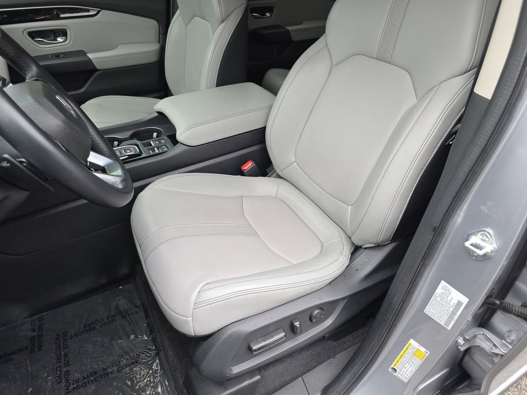 Used 2023 Honda Pilot EX-L image 16