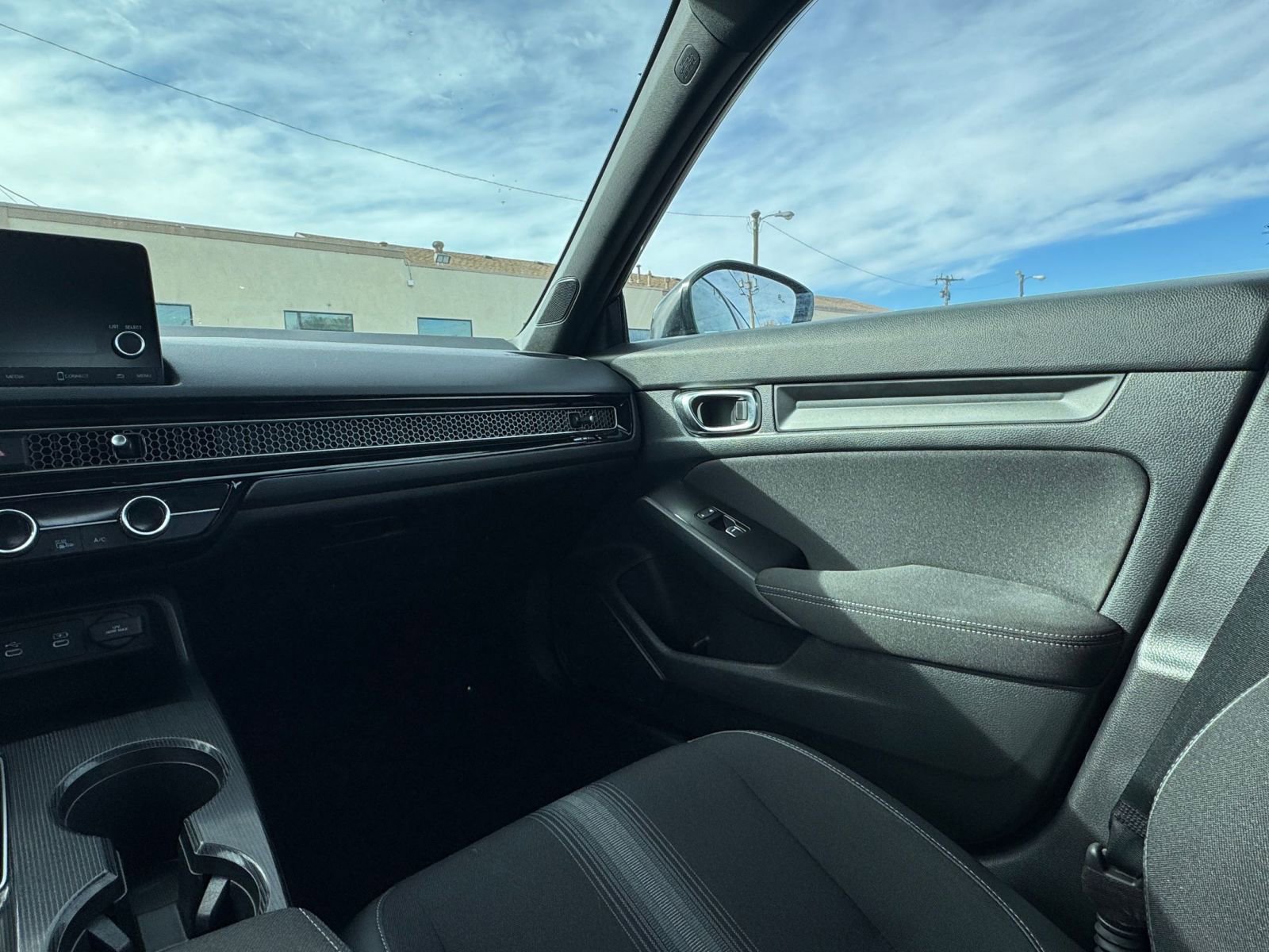 Used 2025 Honda Civic Sport image 33
