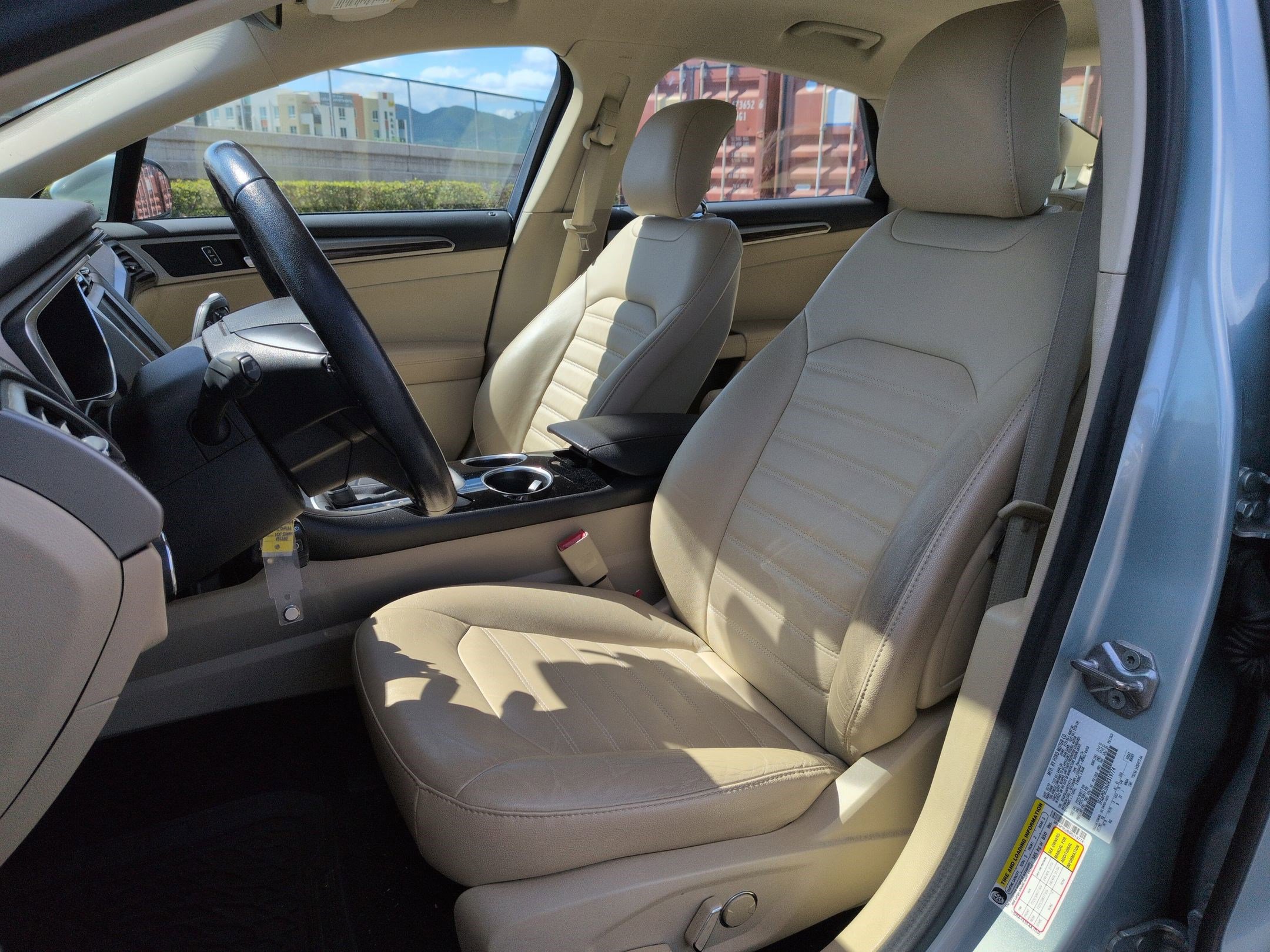 Used 2013 Ford Fusion SE image 16