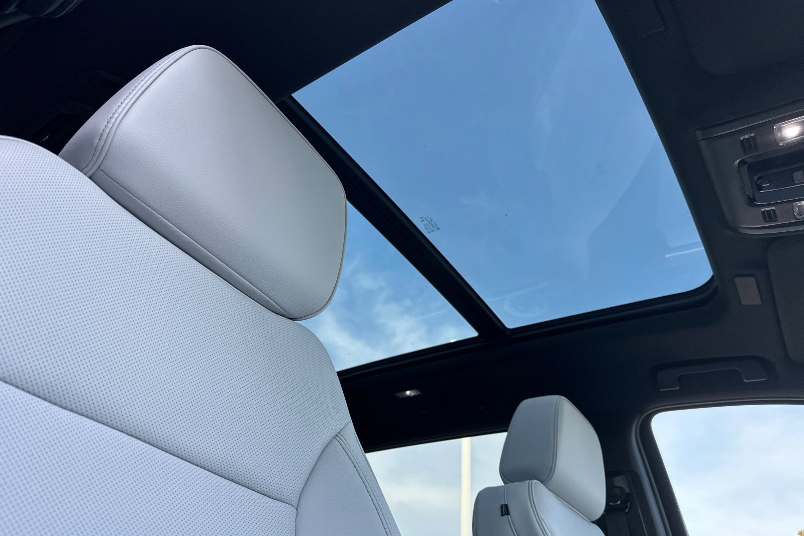 New 2026 Chevrolet Suburban Premier w/ Sun And Tow Package image 20