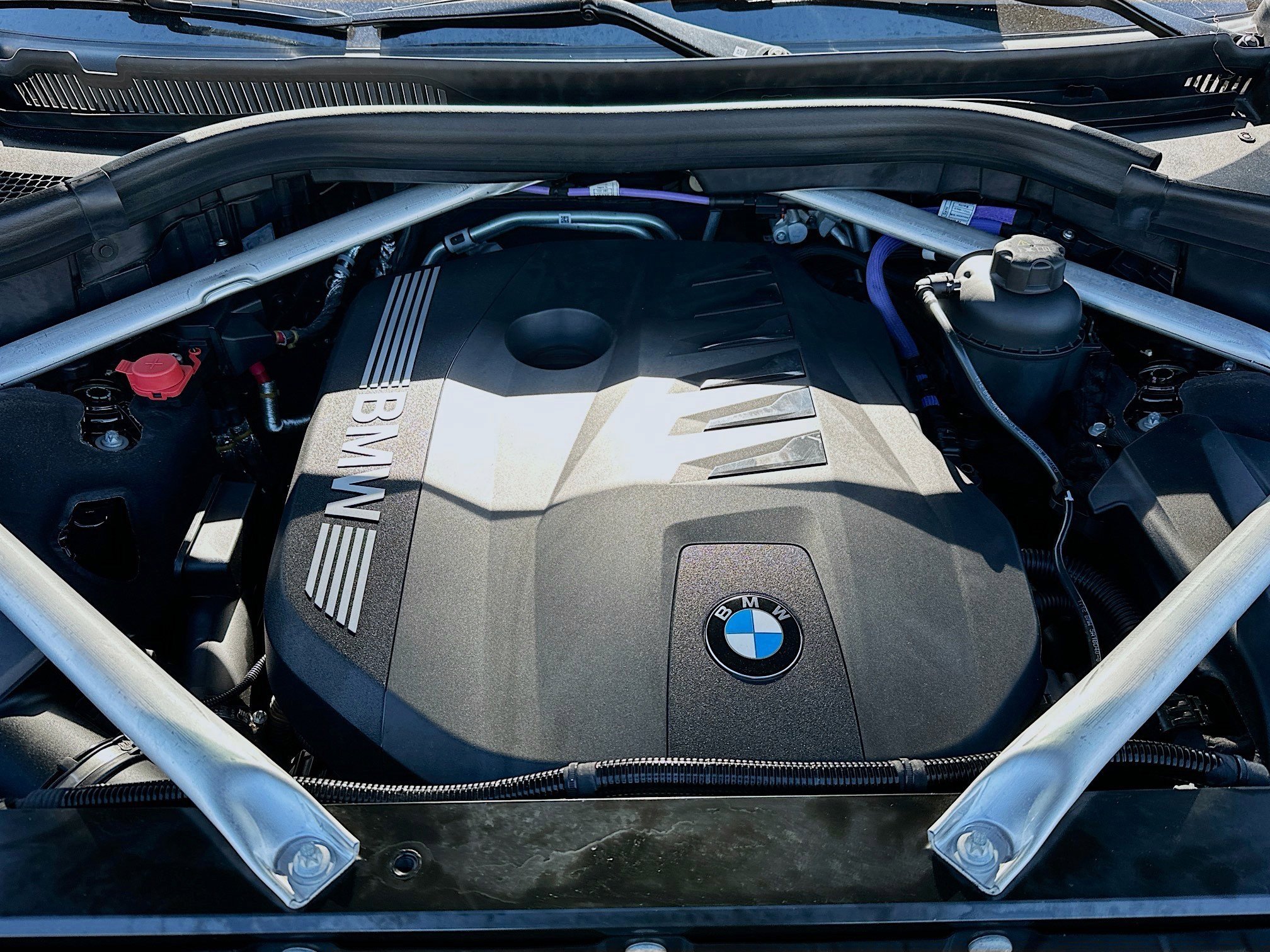 Used 2025 BMW X7 xDrive40i w/ Premium Package AWD/4WD image 36