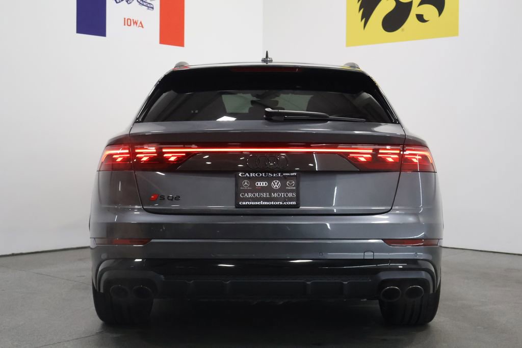 Used 2025 Audi SQ8 Prestige w/ Prestige Package image 11
