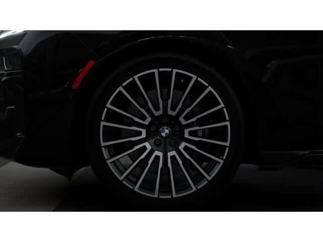 New 2026 BMW 760i xDrive w/ Executive Package AWD/4WD image 7