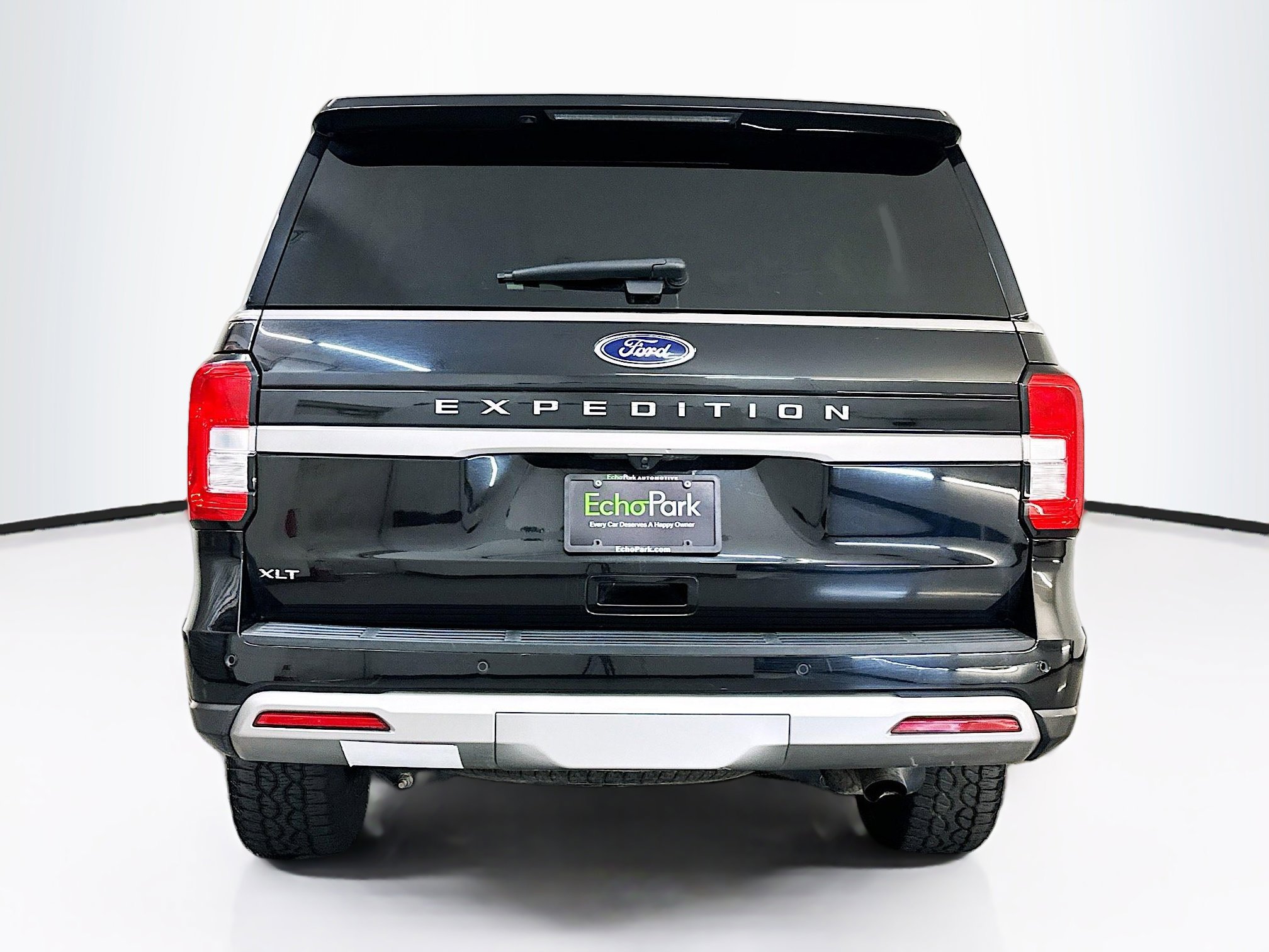 Used 2024 Ford Expedition XLT image 7