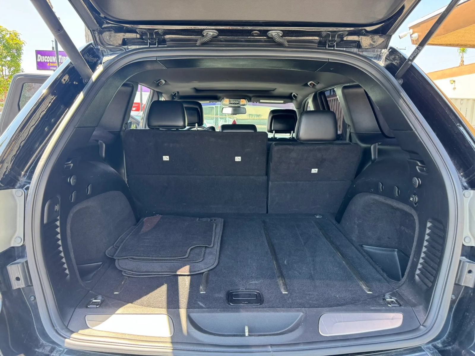 Used 2015 Jeep Grand Cherokee Limited RWD image 14