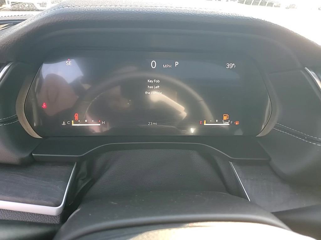 New 2025 Jeep Grand Cherokee Limited w/ Luxury Tech Group II image 16