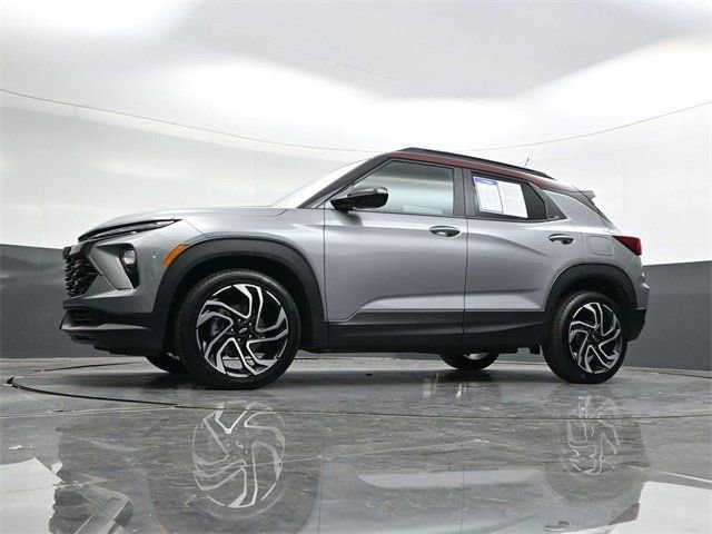 Used 2025 Chevrolet TrailBlazer RS w/ Convenience Package image 41