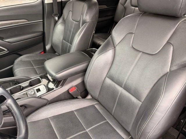 Used 2022 Kia Telluride EX w/ EX Premium Package FWD image 10