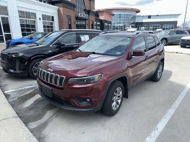 Used 2019 Jeep Cherokee Latitude Plus w/ Comfort/Convenience Group