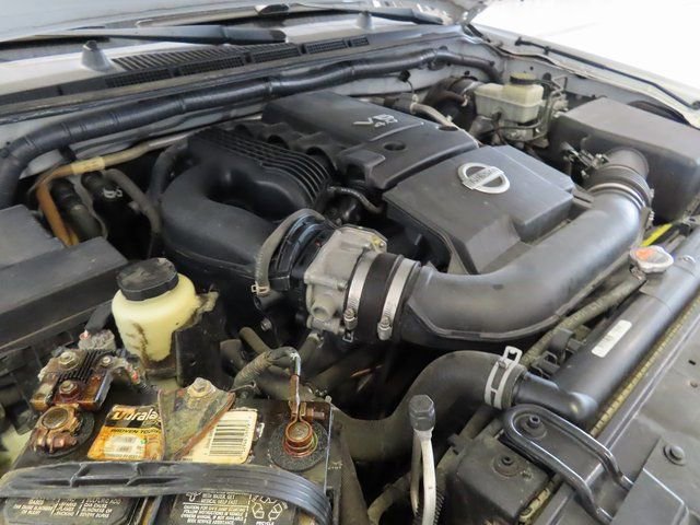 Used 2017 Nissan Frontier PRO-4X w/ Pro-4x Luxury Package image 35