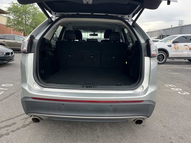 Used 2017 Ford Edge Titanium w/ Technology Package FWD image 15