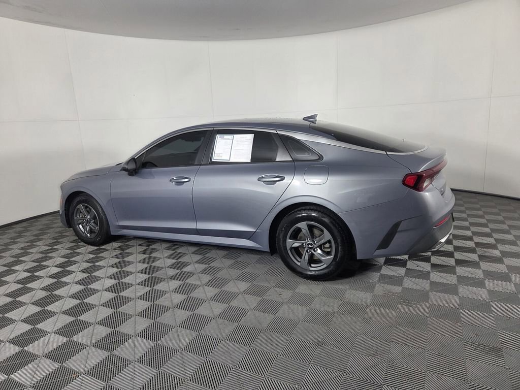 Used 2022 Kia K5 LX FWD image 7