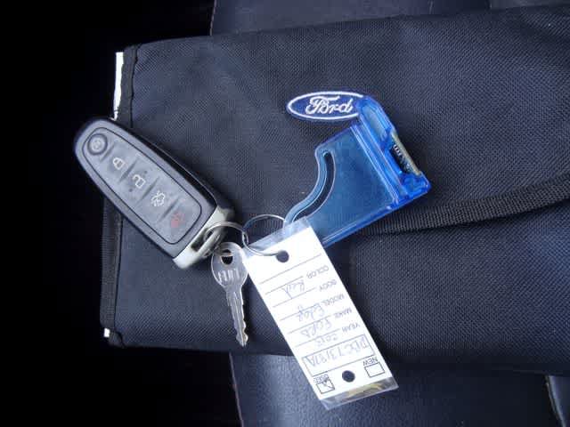 Used 2013 Ford Edge Limited FWD image 29