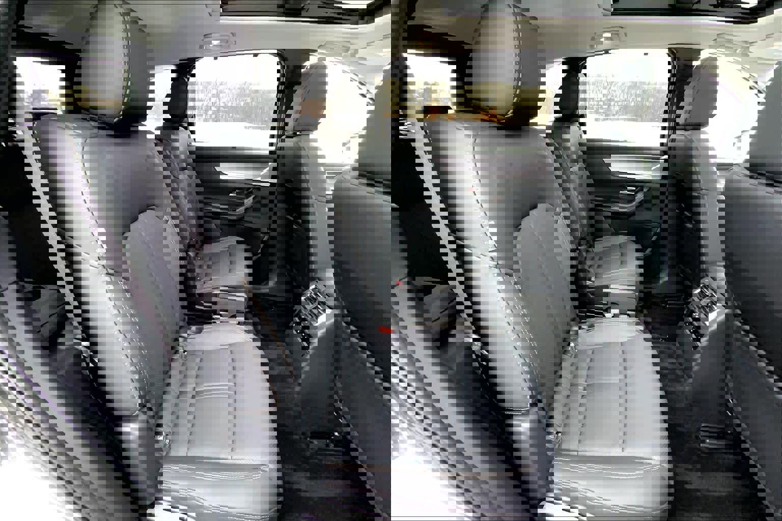 Used 2024 MAZDA CX-90 Plug-In Hybrid w/ Premium Pkg image 19