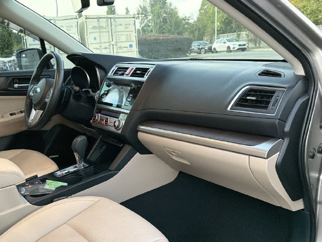 Used 2017 Subaru Outback 2.5i Limited AWD/4WD image 19