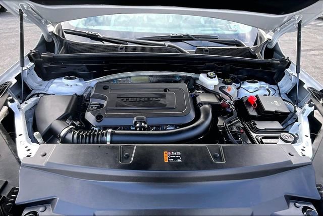 Certified 2025 Buick Envision Sport Touring image 9