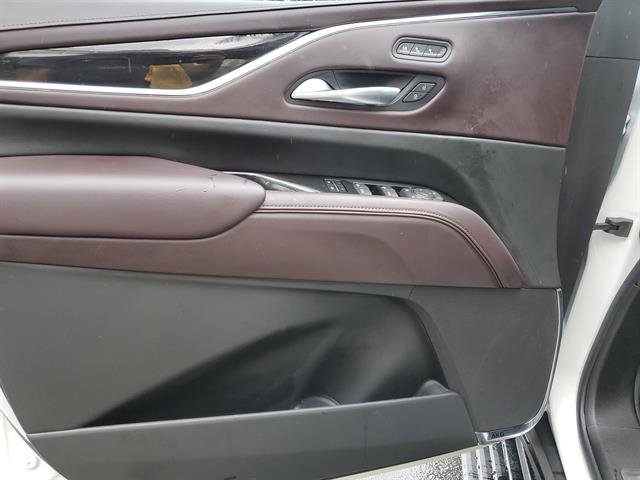 Certified 2022 Cadillac Escalade Sport Platinum w/ LPO, ONYX Package image 43